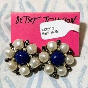 Betsey Johnson Navy Blue Pearl Cluster Stud Earrings